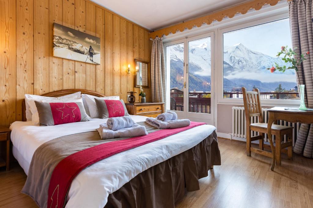Chalet Hotel La Sapiniere hotel pied des pistes 5