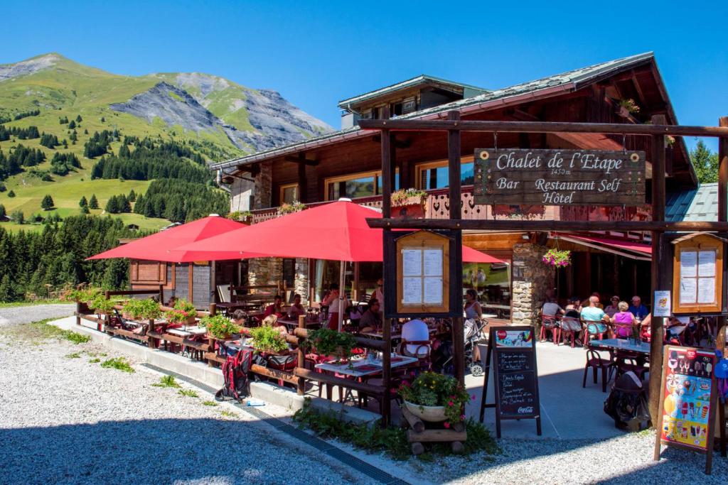 Chalet Hotel de lEtape hotel pied des pistes 4
