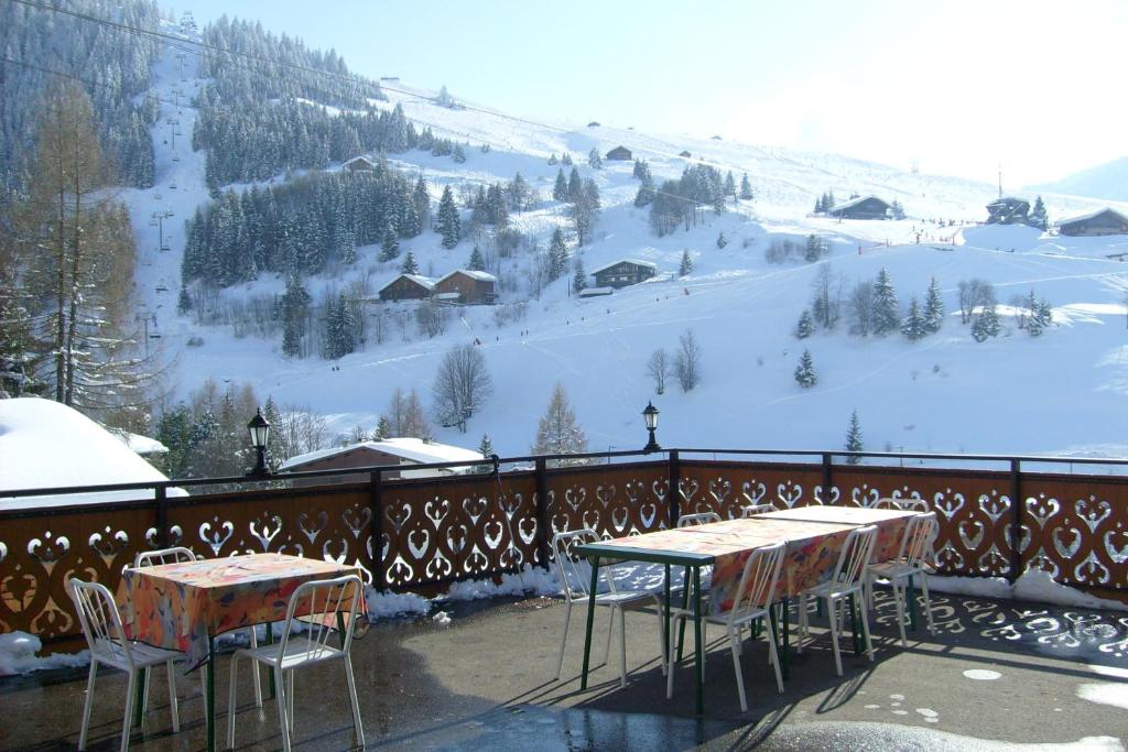 Chalet Hotel du Borderan hotel pied des pistes 9