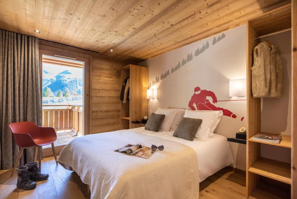Chalet Hotelier LES EQUINOXES VAL DISERE appartement pied des pistes 1