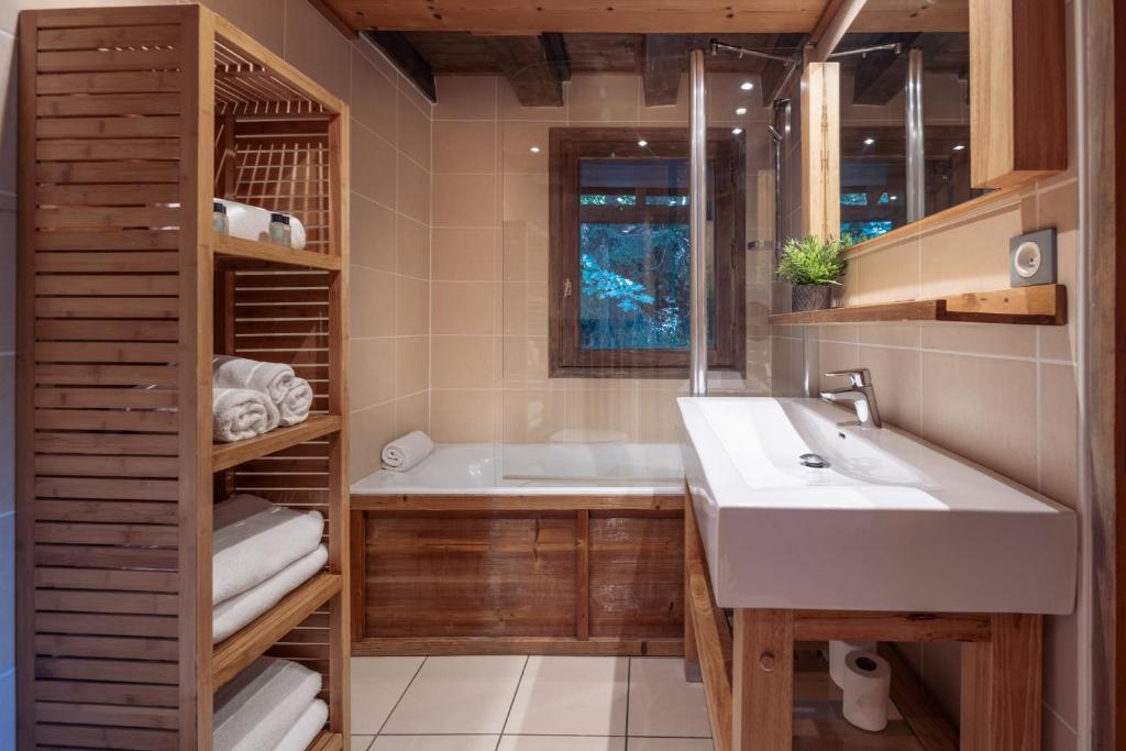 Chalet La Fugue Meribel Centre chalet pied des pistes 2