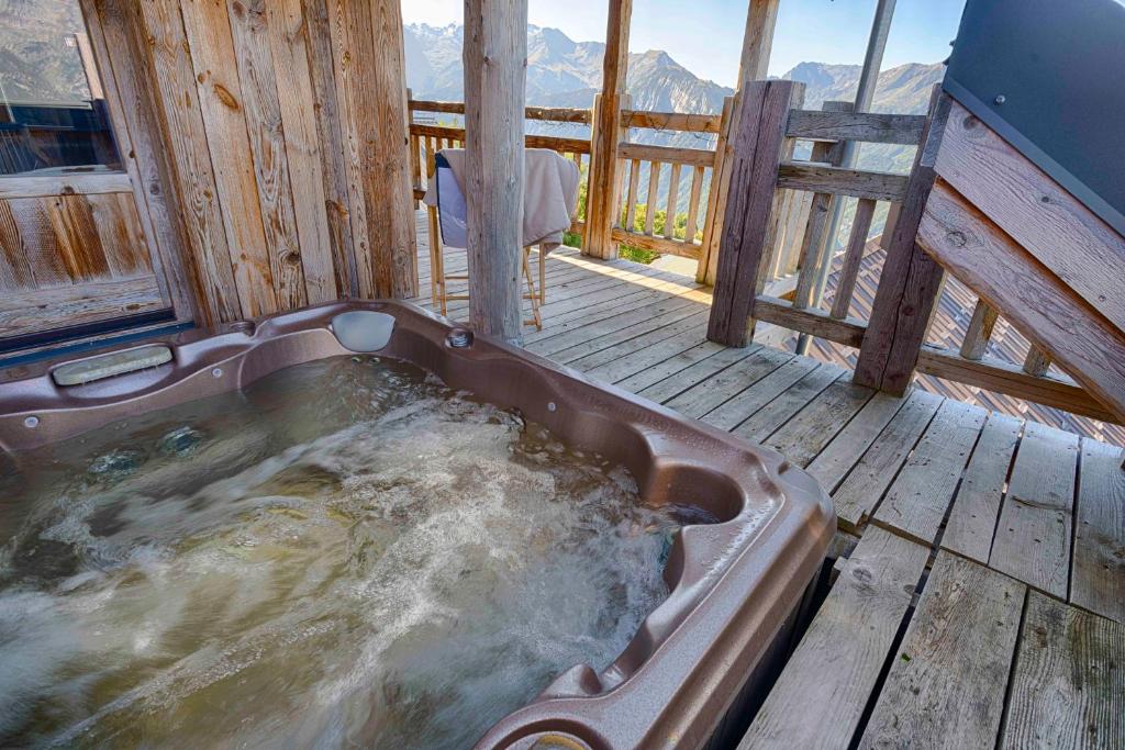 Chalet Le Perchoir Spa Sauna sur les pistes chalet pied des pistes 10