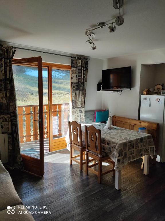 Chalet Le Telemark wifi fibre et garage appartement pied des pistes