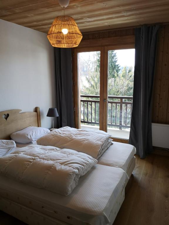 Chalet Les Combes appartement pied des pistes 1