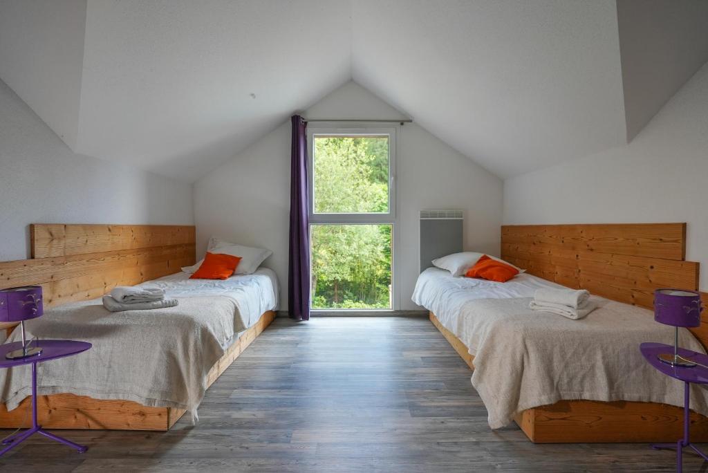 Chalet Les Pres Chaussottes gite pied des pistes 1