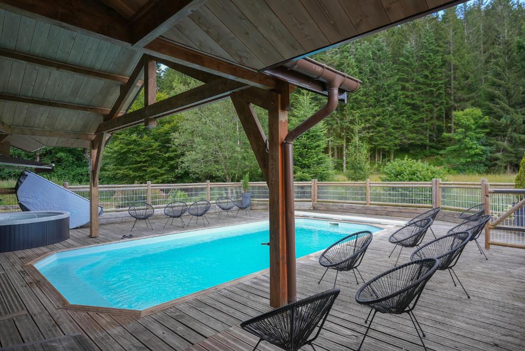Chalet Les Pres Chaussottes gite pied des pistes 3