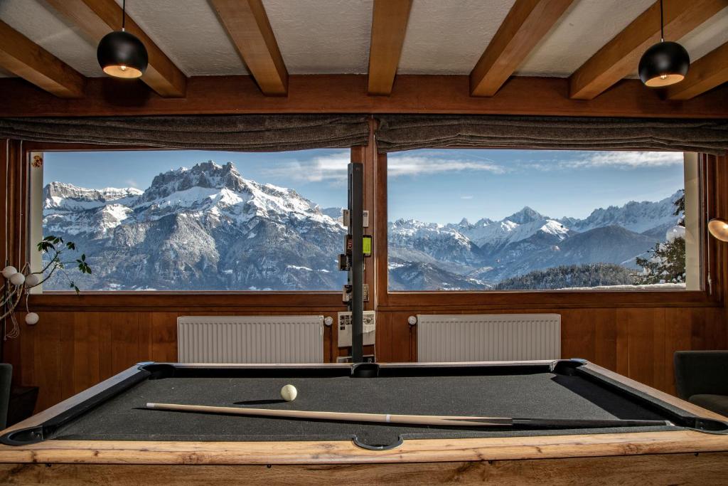 Chalet Les Rhodos hotel pied des pistes 4