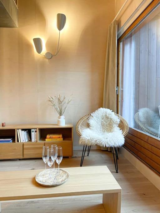 Chalet Meleze skis aux pieds Alpes Sainte Foy station 1550 chalet pied des pistes 11