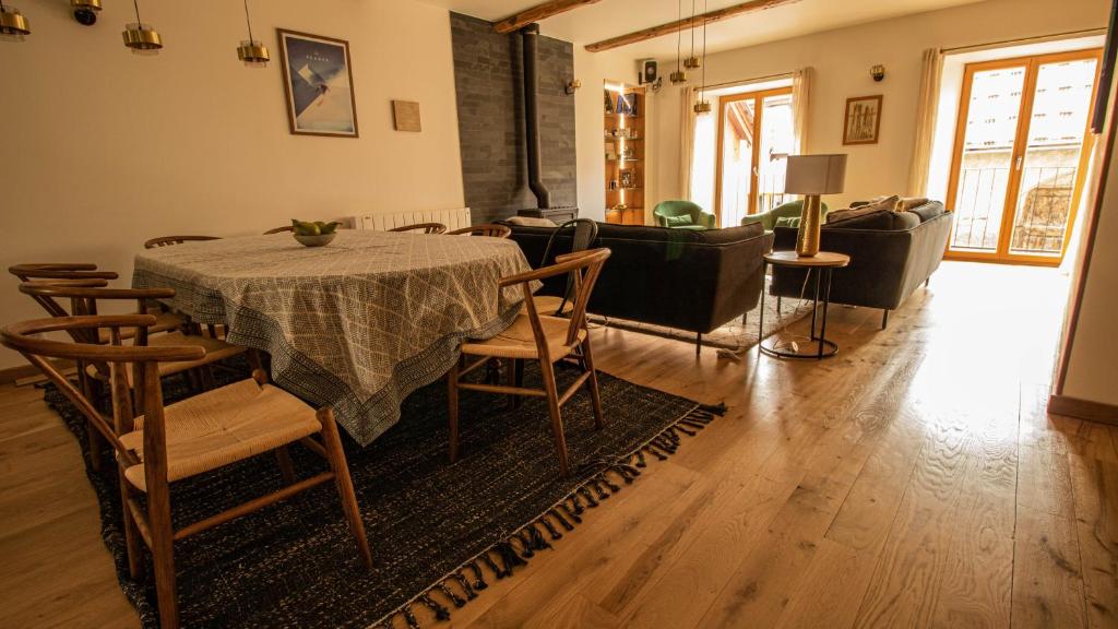 Chalet Peak Noir entier 12pers Cosy House Peak Noir for 12people gite pied des pistes 3