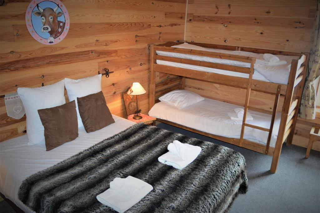 Chalet Saint Bernard hotel pied des pistes 1