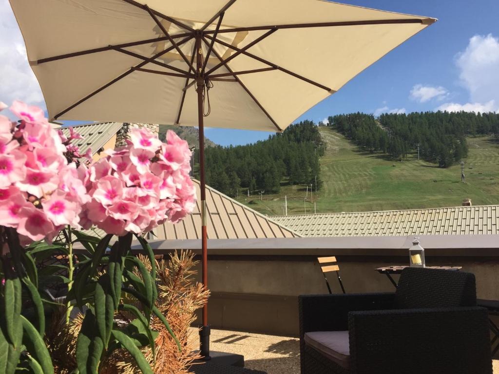 Chalet Saint Bernard hotel pied des pistes 18