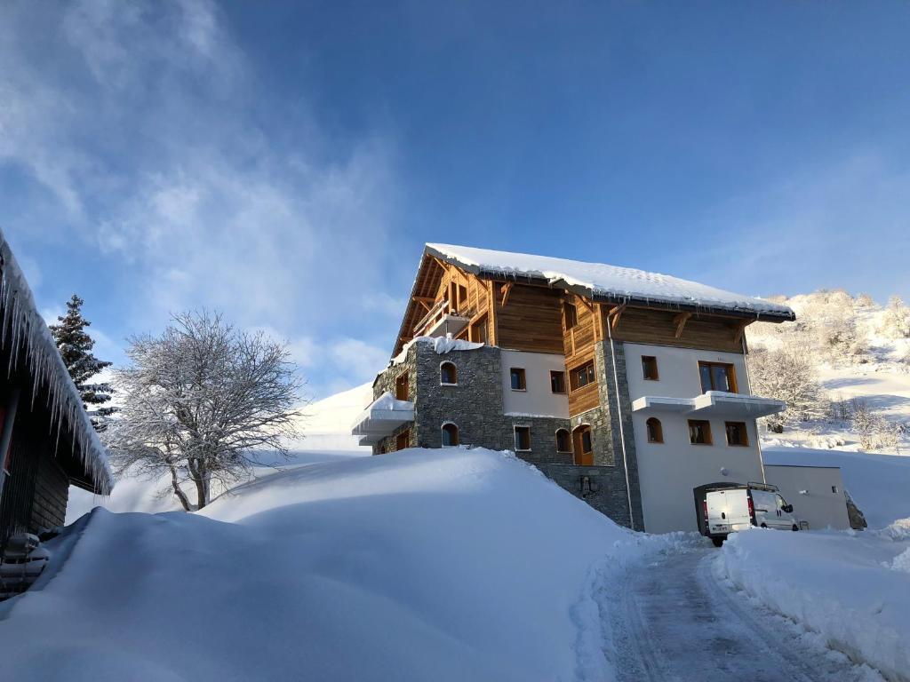 Chalet Skiopied appartement pied des pistes 10