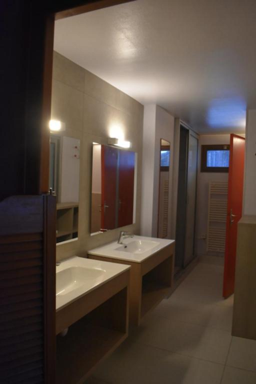 Chalet at the foot of the Nordic domain chalet pied des pistes 8