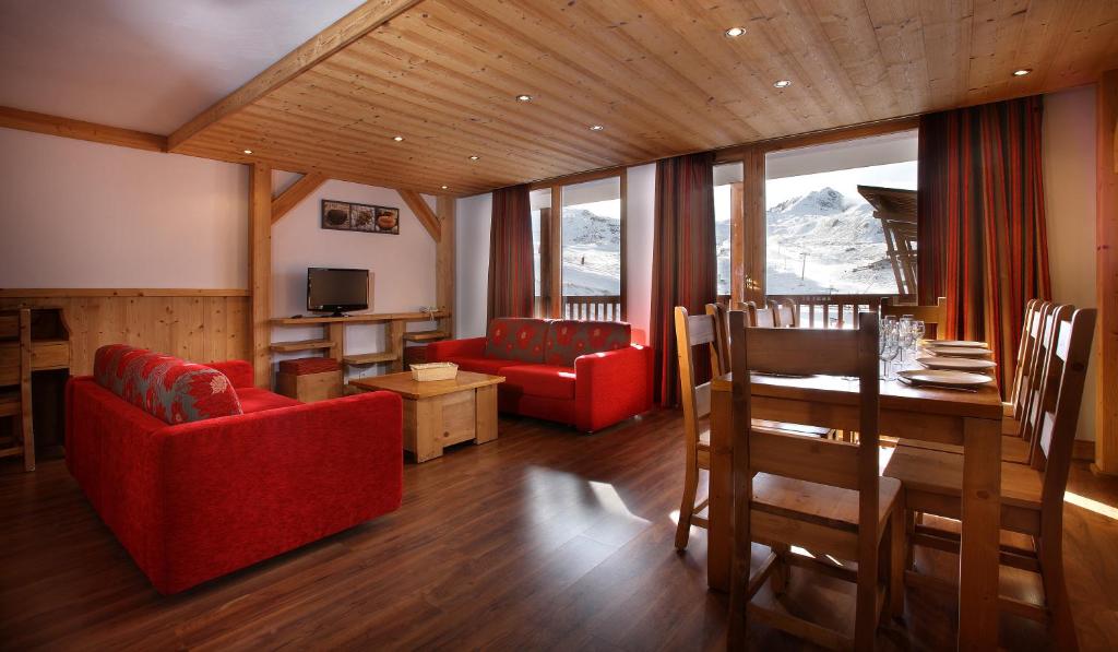 Chalet des Neiges La Cime Des Arcs hotel pied des pistes 4