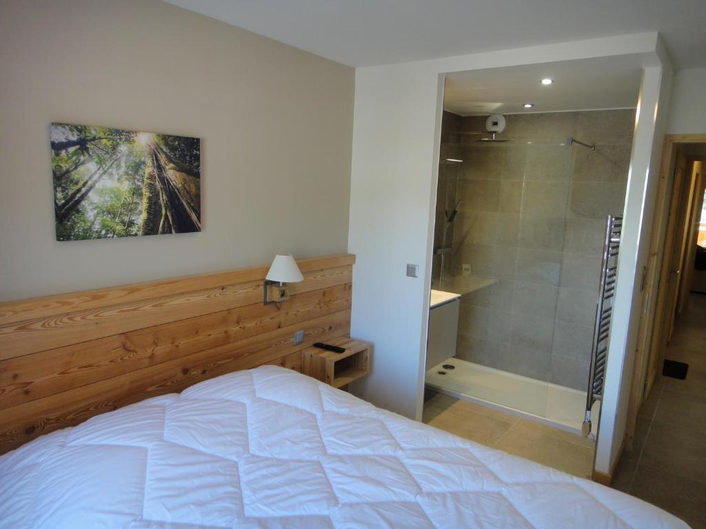 Chalet. Les Fermes de Vars appartement pied des pistes 2