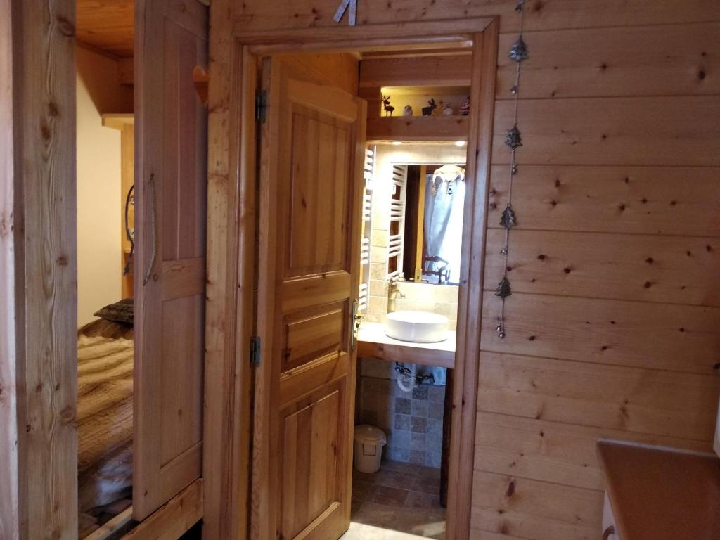 ChaletauxOrres au pied des pistes et skis aux pieds chalet pied des pistes 13