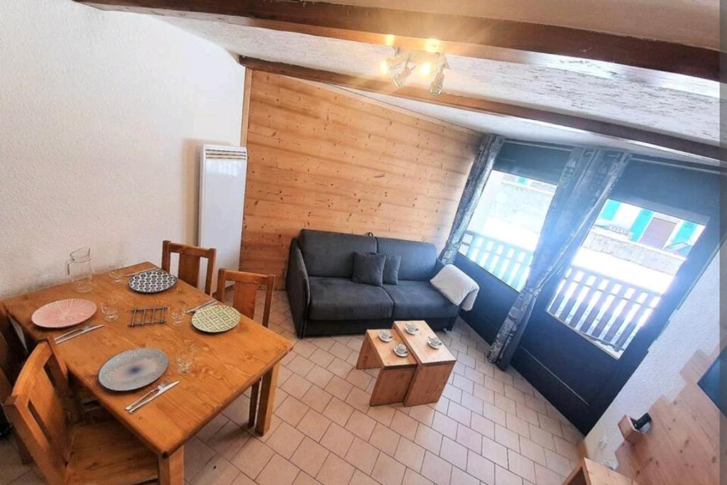 Chamonixholidays appartement pied des pistes 1