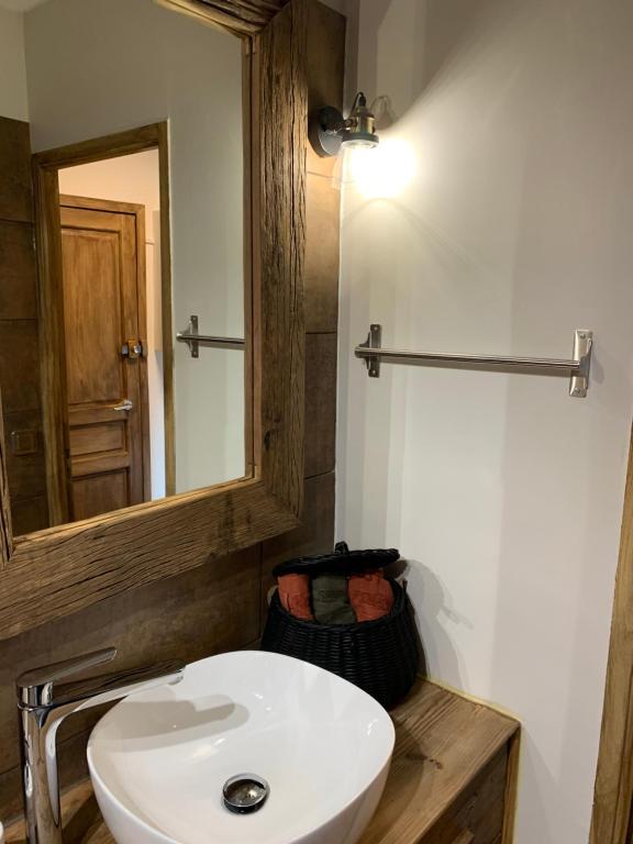 Charmant 2 pieces renove coeur station ISOLA 2000 appartement pied des pistes 13