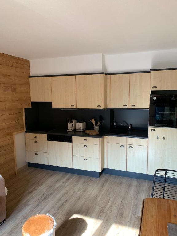 Charmant 2 pieces renove coeur station ISOLA 2000 appartement pied des pistes 3