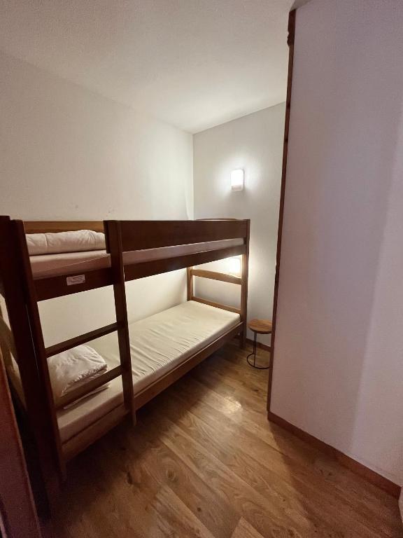 Charmant appartement confortable pour 6 personnes 40m2 pied pistes wifi parking appartement pied des pistes 11