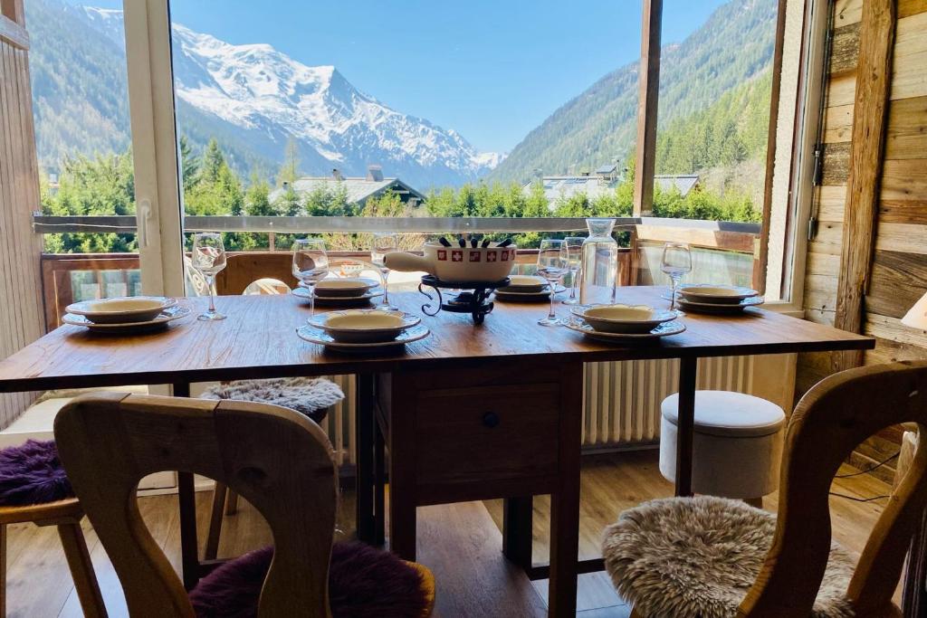 Charmant appt avec BALCON et PISCINE a Argentiere appartement pied des pistes