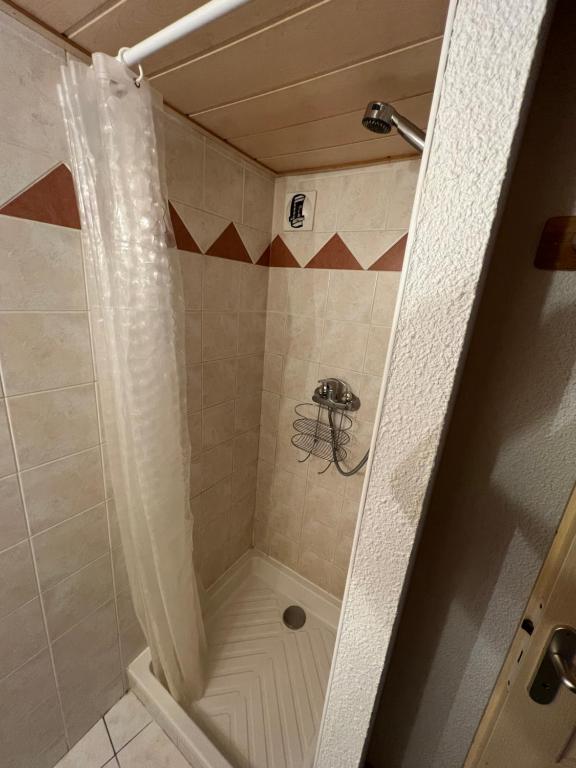 Charmant duplex pied de pistes Briancon appartement pied des pistes 2