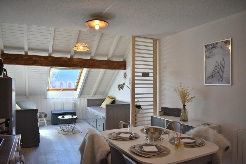 Charmant studio le petit gris des montagnes appartement pied des pistes 3