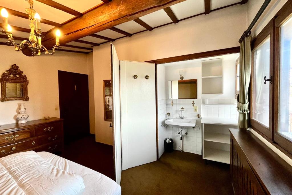 Charming island of calm in Megeve appartement pied des pistes 12