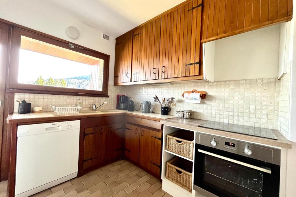 Charming island of calm in Megeve appartement pied des pistes 7