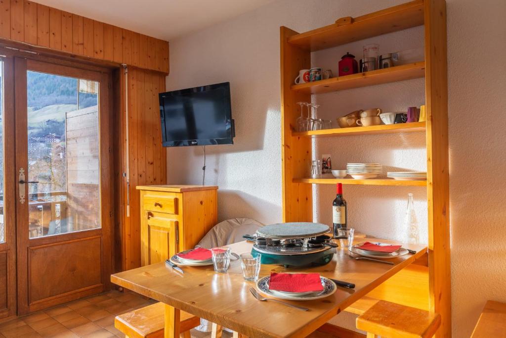 Charming studio at the foot of the ice rink appartement pied des pistes 5