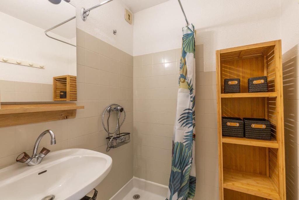 Charming studio at the foot of the ice rink appartement pied des pistes 6