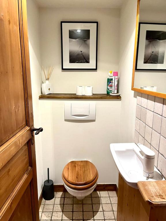 Chic And Cosy Apt With Balcony In Megeve appartement pied des pistes 12