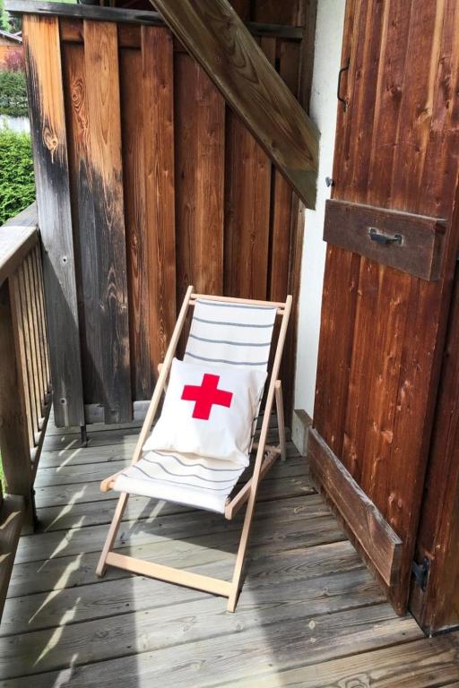 Chic And Cosy Apt With Balcony In Megeve appartement pied des pistes 13
