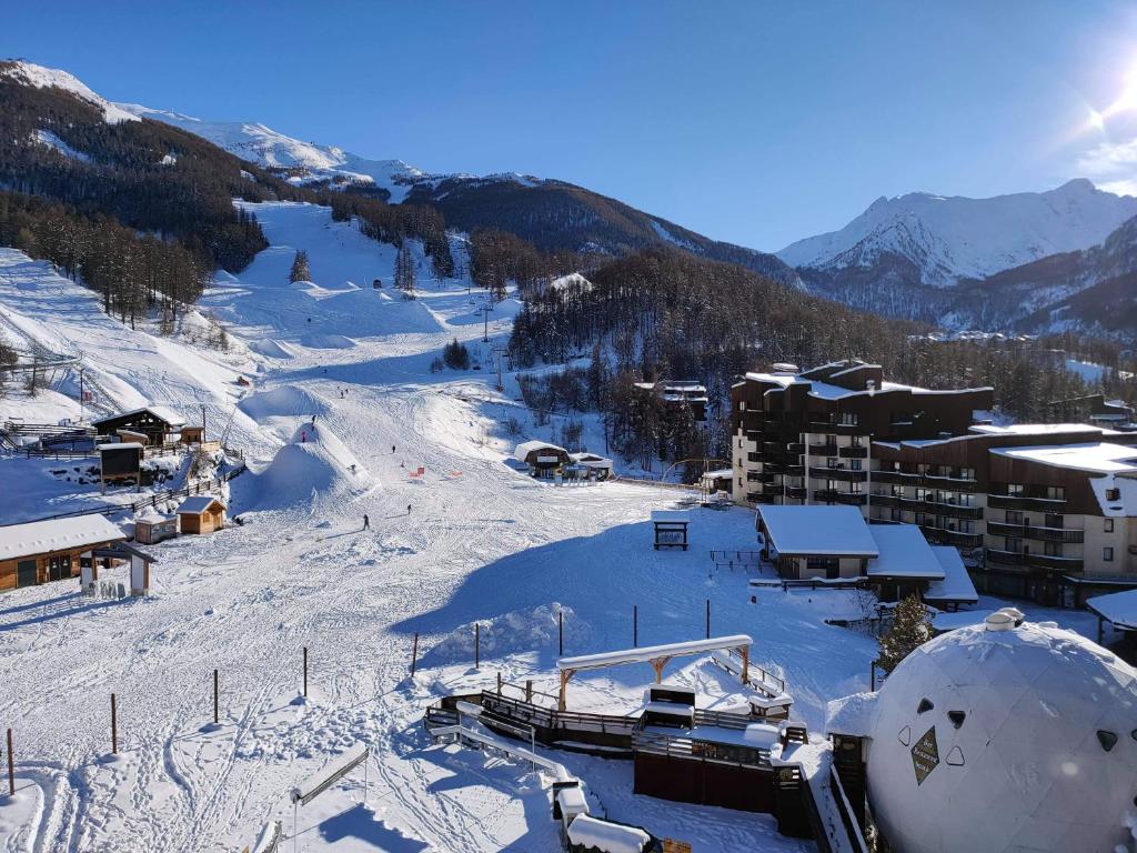 Cocon daltitude Studio avec vue sur les pistes appartement pied des pistes 5