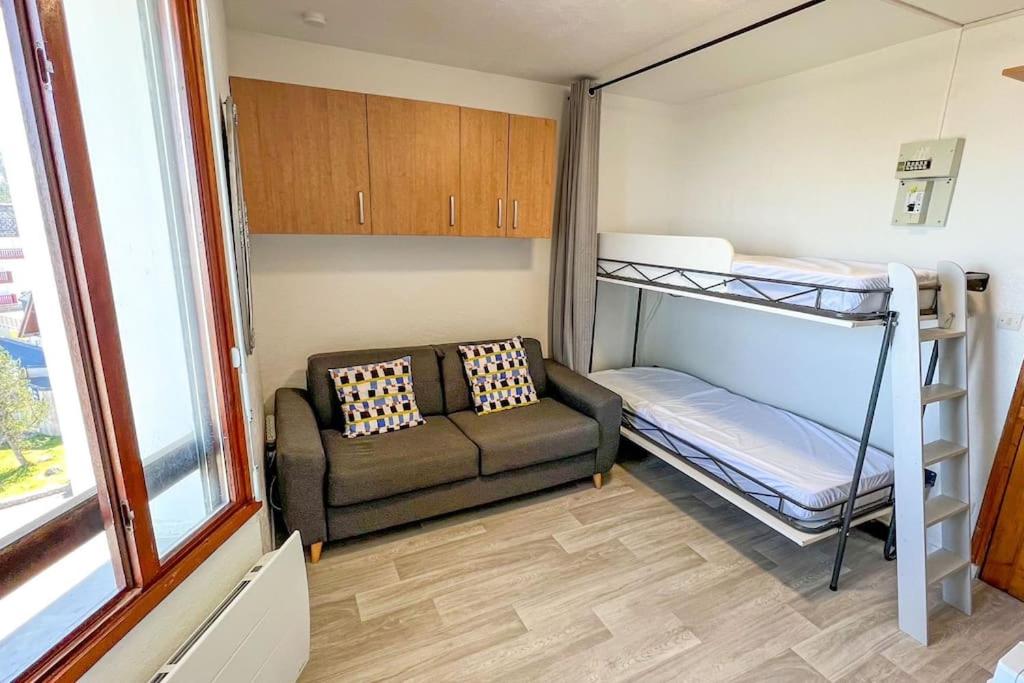 Cocon montagnard acces direct aux Pistes et GR10 appartement pied des pistes 1