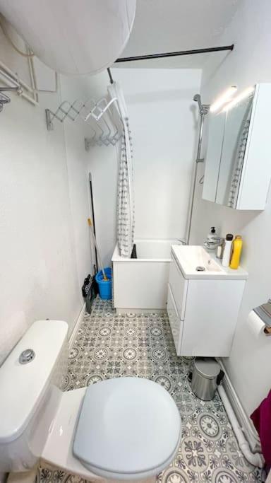 Cocon montagnard acces direct aux Pistes et GR10 appartement pied des pistes 6