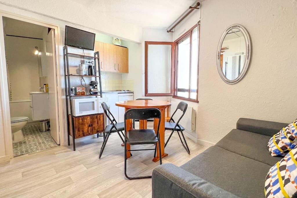 Cocon montagnard acces direct aux Pistes et GR10 appartement pied des pistes