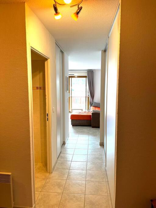 Confort Moderne a Valberg Terrasse avec Vue Panoramique 100 m des Pistes appartement pied des pistes 11