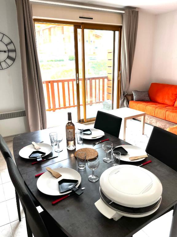Confort Moderne a Valberg Terrasse avec Vue Panoramique 100 m des Pistes appartement pied des pistes 3