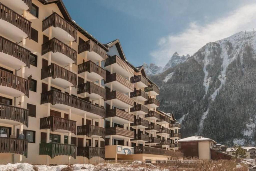 Confortable appt de 55 m avec BALCON VUE appartement pied des pistes 11