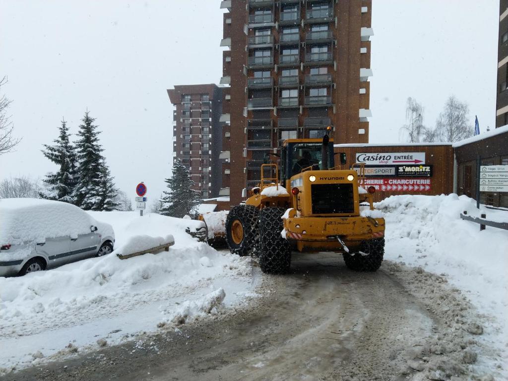 Corbier centre Vostok 32m2 balcon Sud vue pistes Classe Tourisme appartement pied des pistes 18