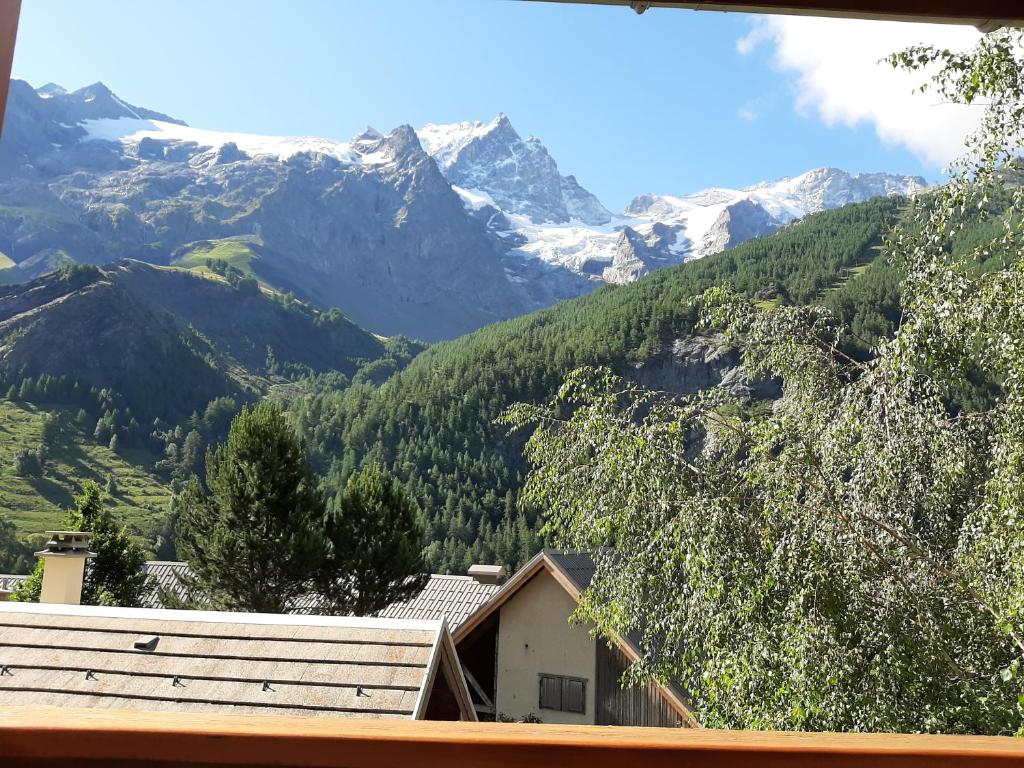 Cosy AppartHotel Panoramic Village La Grave hotel pied des pistes 12