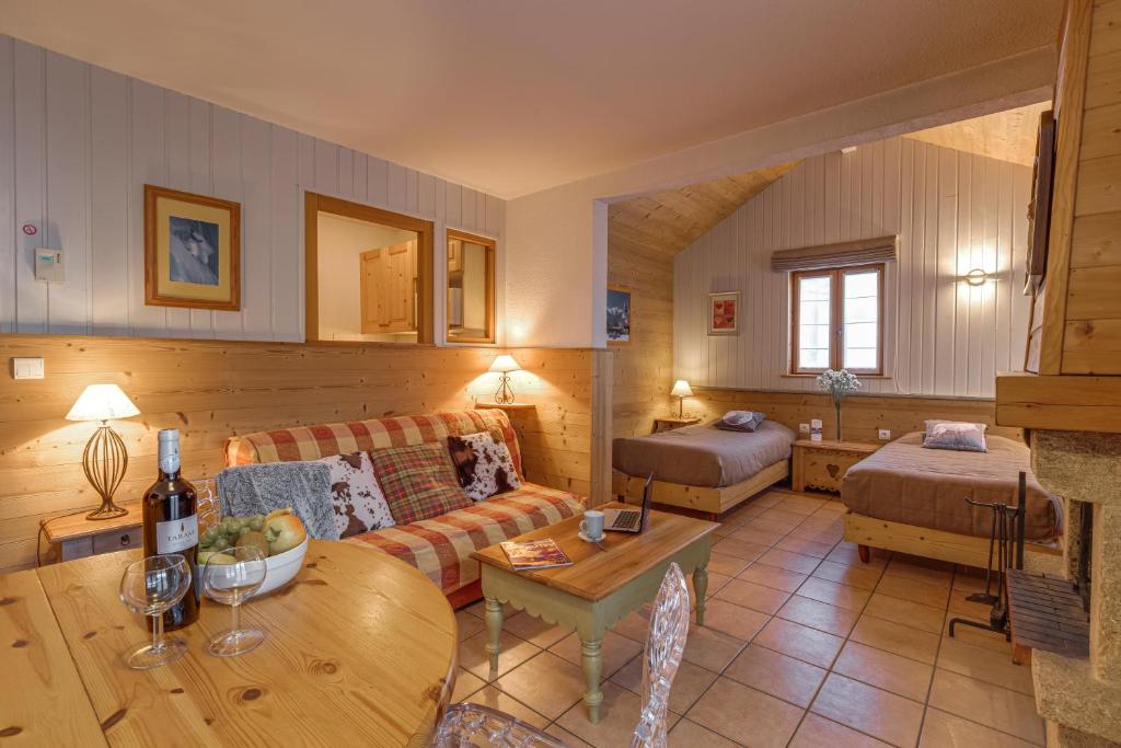 Cosy AppartHotel Panoramic Village La Grave hotel pied des pistes 14