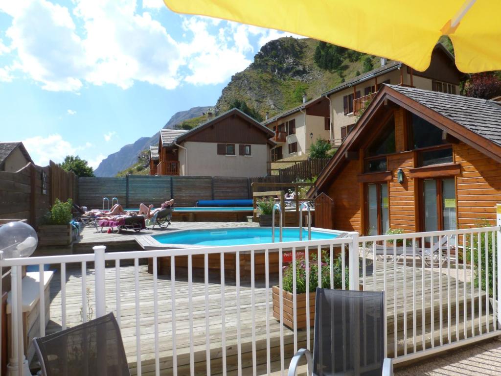 Cosy AppartHotel Panoramic Village La Grave hotel pied des pistes 2