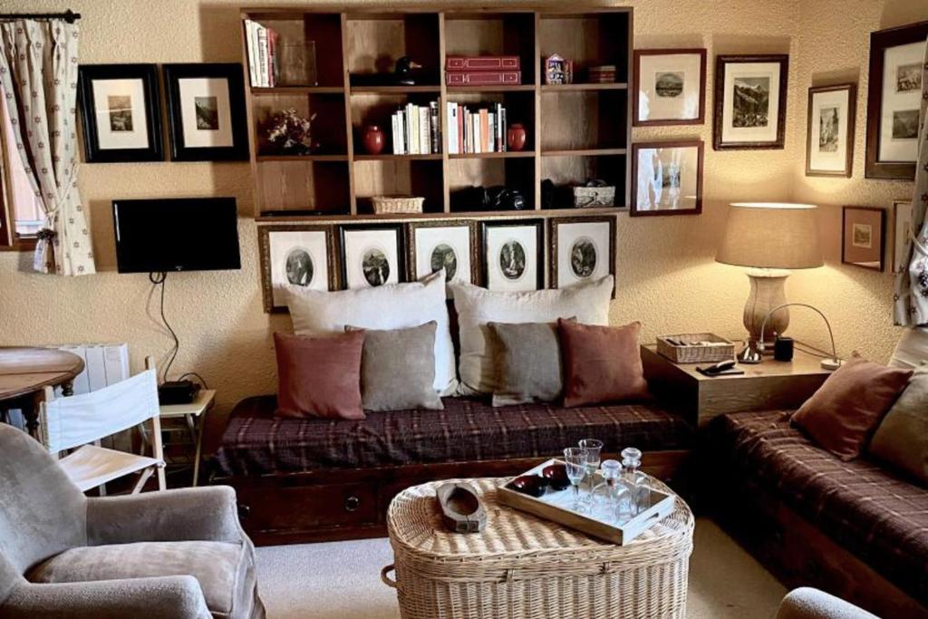 Cosy Apt For 4 In Courchevel appartement pied des pistes 13