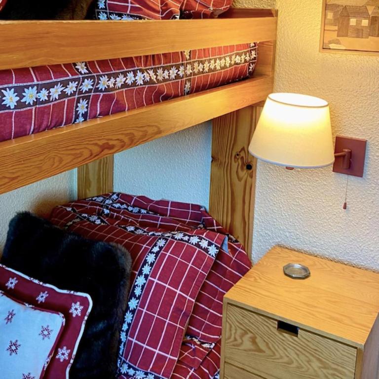 Cosy Apt For 4 In Courchevel appartement pied des pistes 19