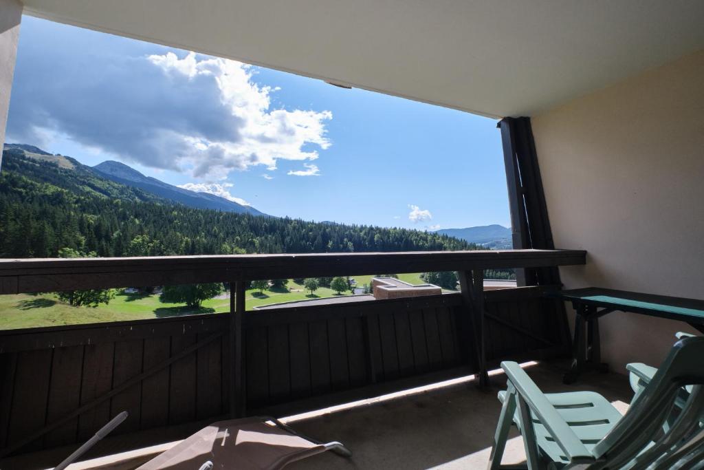Cosy and nice view on mountains appartement pied des pistes 4