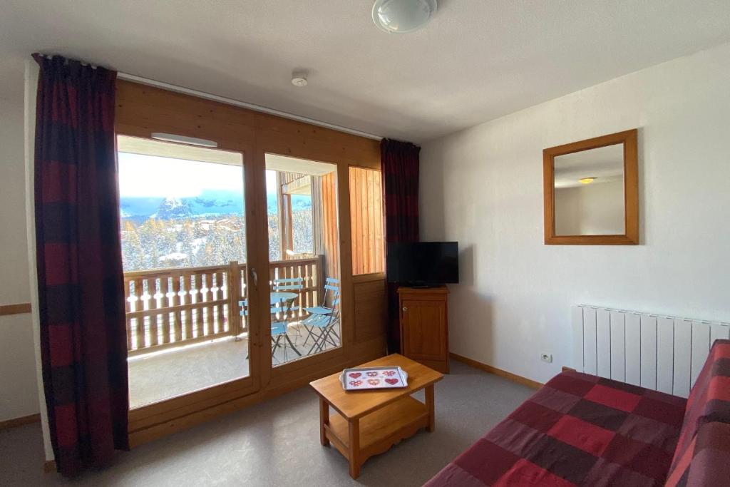 Cosy nest near the SuperDevoluy ski resort appartement pied des pistes 12
