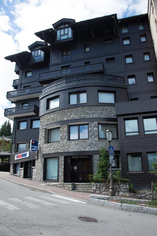 Courchevel 1550 – VERITABLE SKI AUX PIEDS – APPARTEMENT LES TOVETS T2 – 47m2 – 4P appartement pied des pistes 17