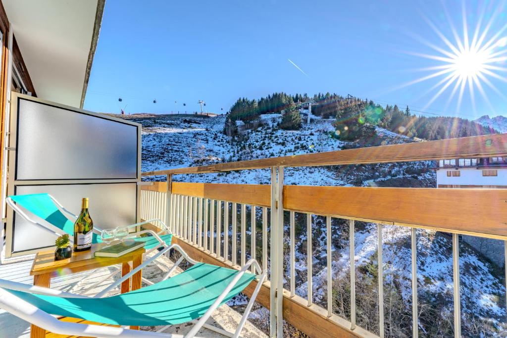 Courchevel 1650 Ski In Out Exceptional Apartments with Panoramic Views appartement pied des pistes 8